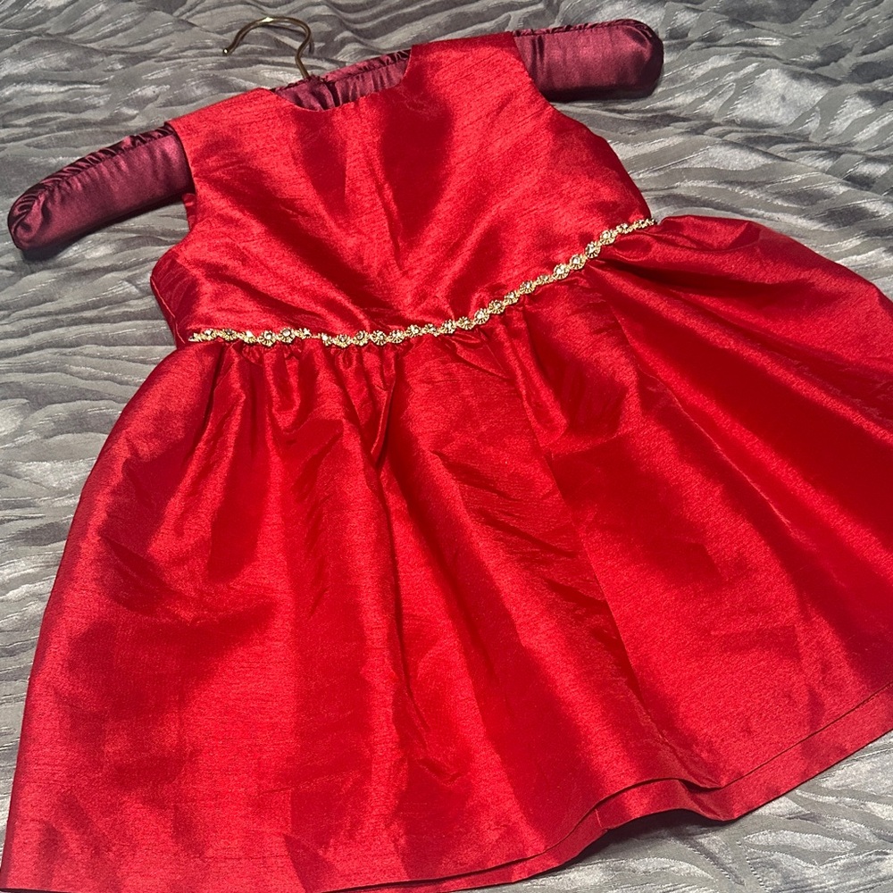 Elegant Red Dress with Gold Accents